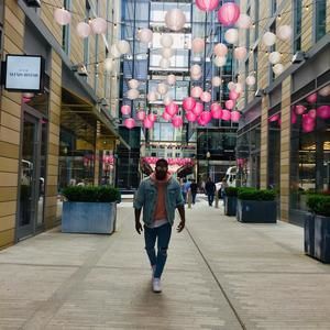 Meet your Posher, Xzavia